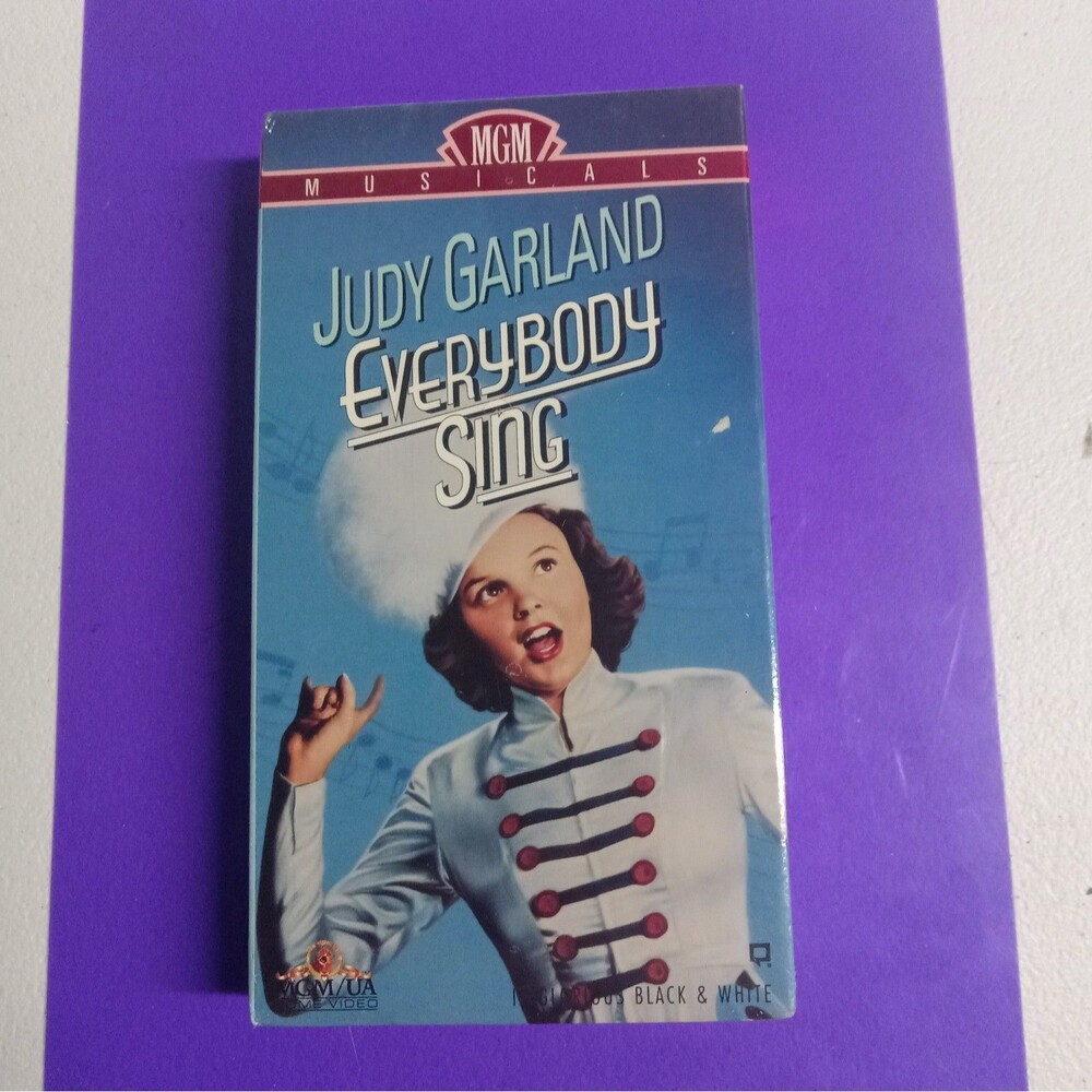 Everybody Sing (1938) VHS JUDY GARLAND Fanny Brice MGM Musical VERY GOOD!